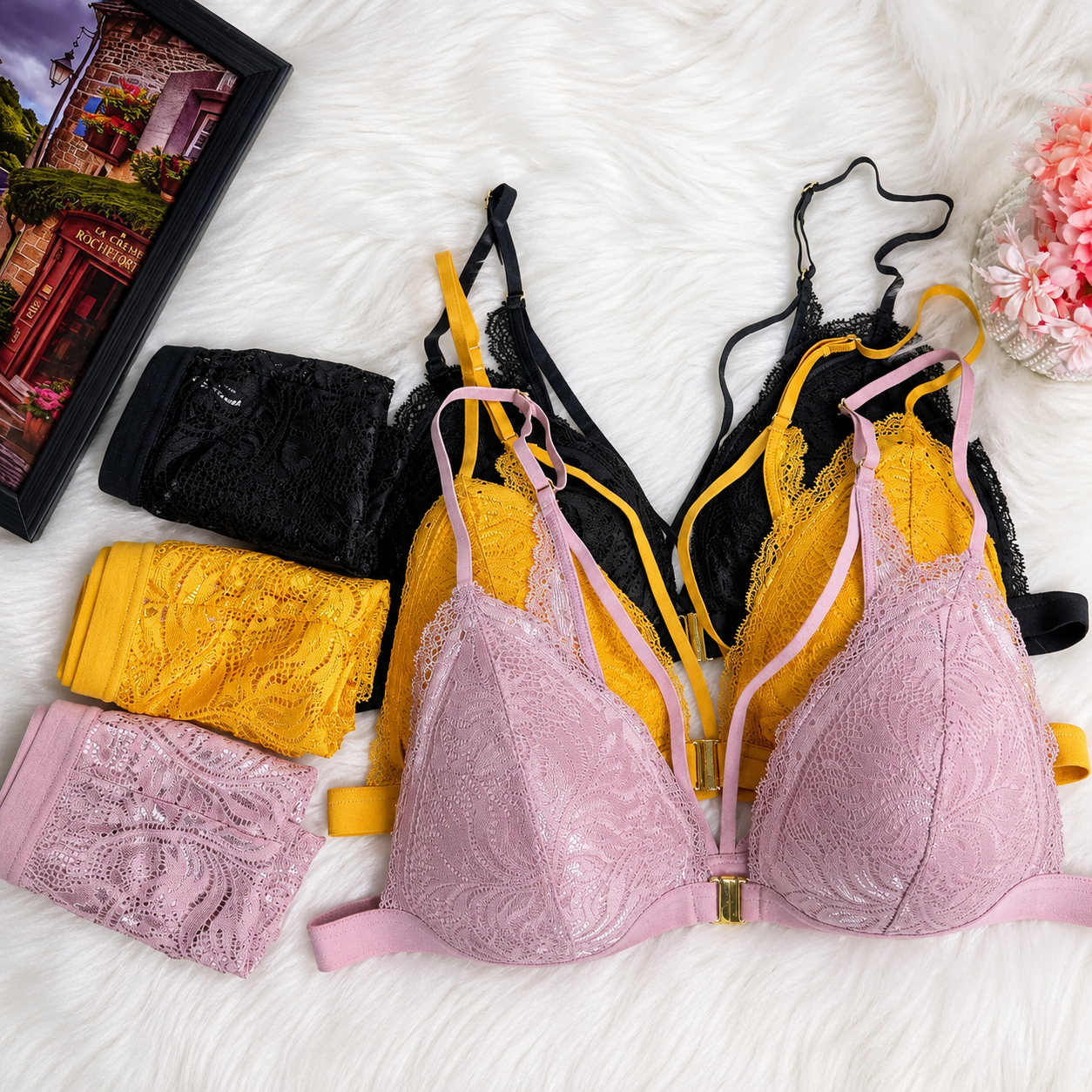 INUNDER Front Open Light Weight Pad Lace Bra & Panty Set